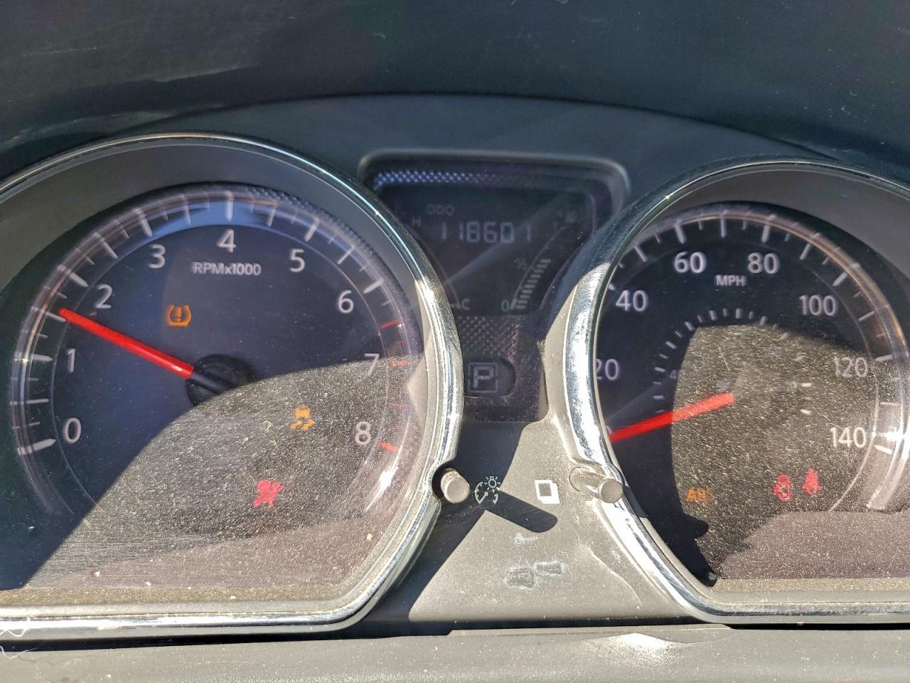 2016 Nissan Versa S - zdjęcie 9