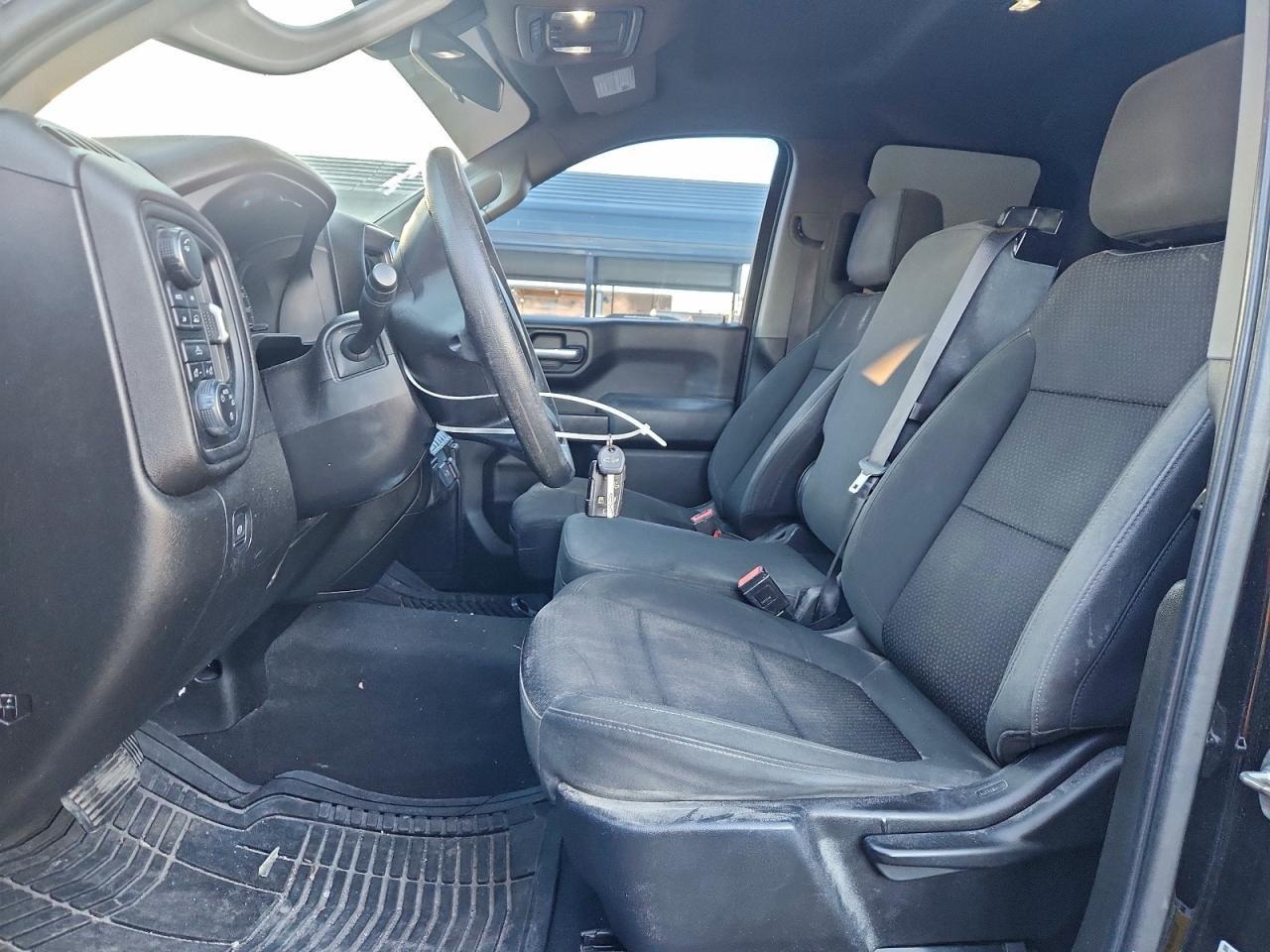 2021 Chevrolet Silverado K1500 Custom - zdjęcie 7