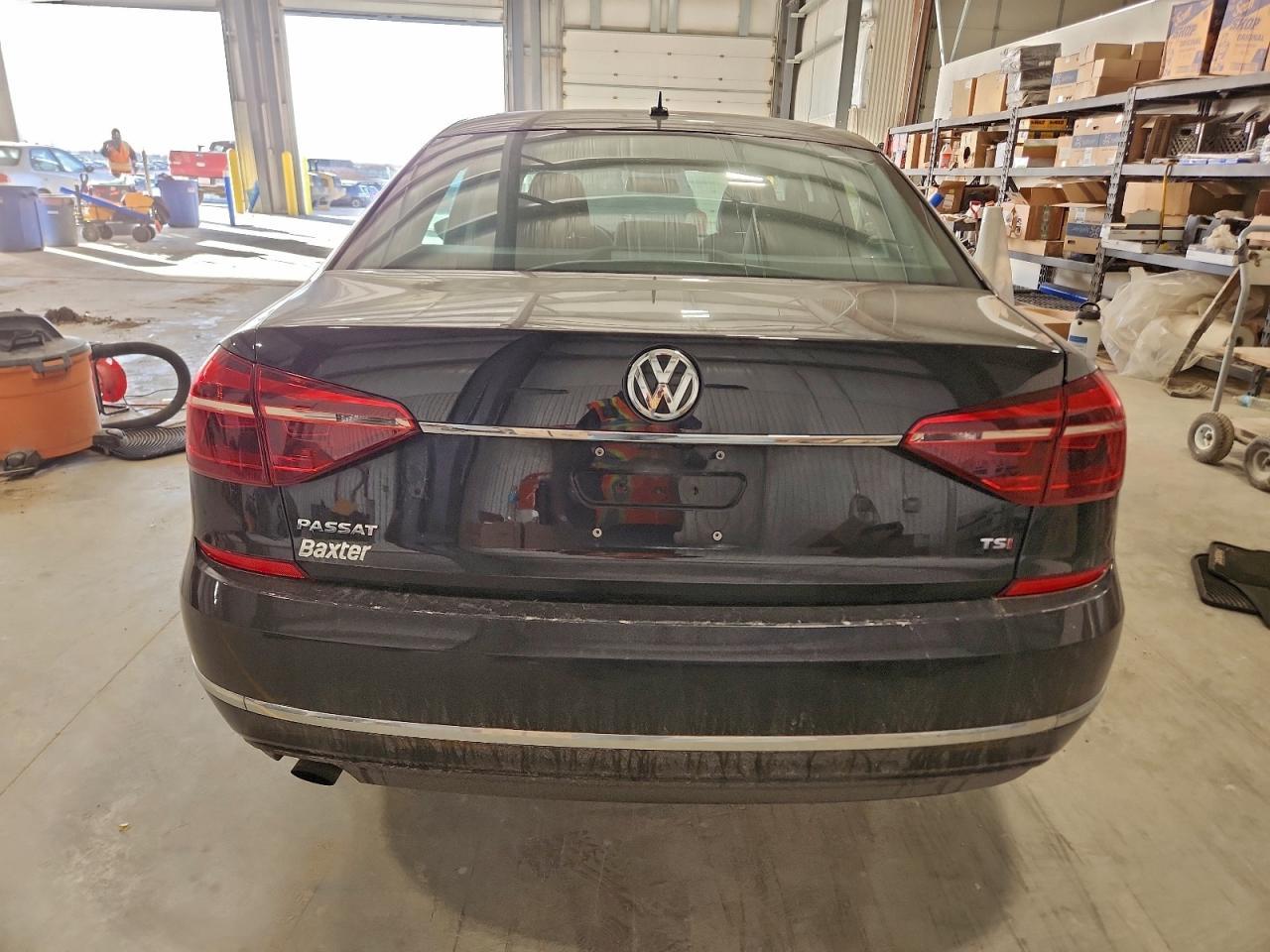 2017 Volkswagen Passat S - zdjęcie 6