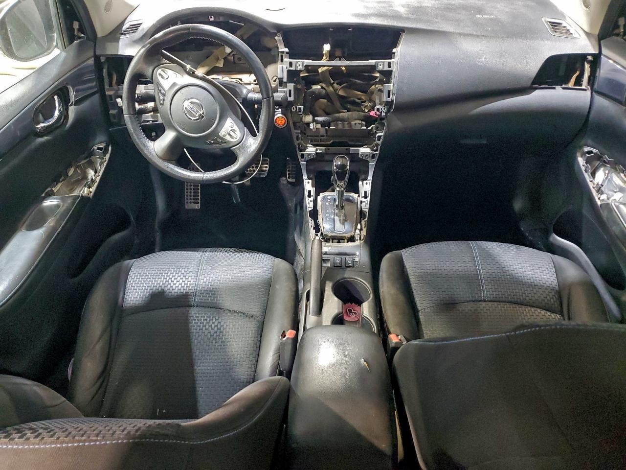 2018 Nissan Sentra S - zdjęcie 8