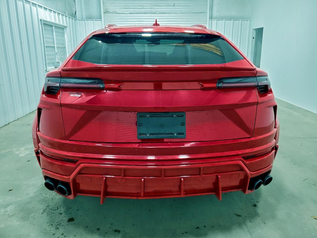 2022 Lamborghini Urus - zdjęcie 6