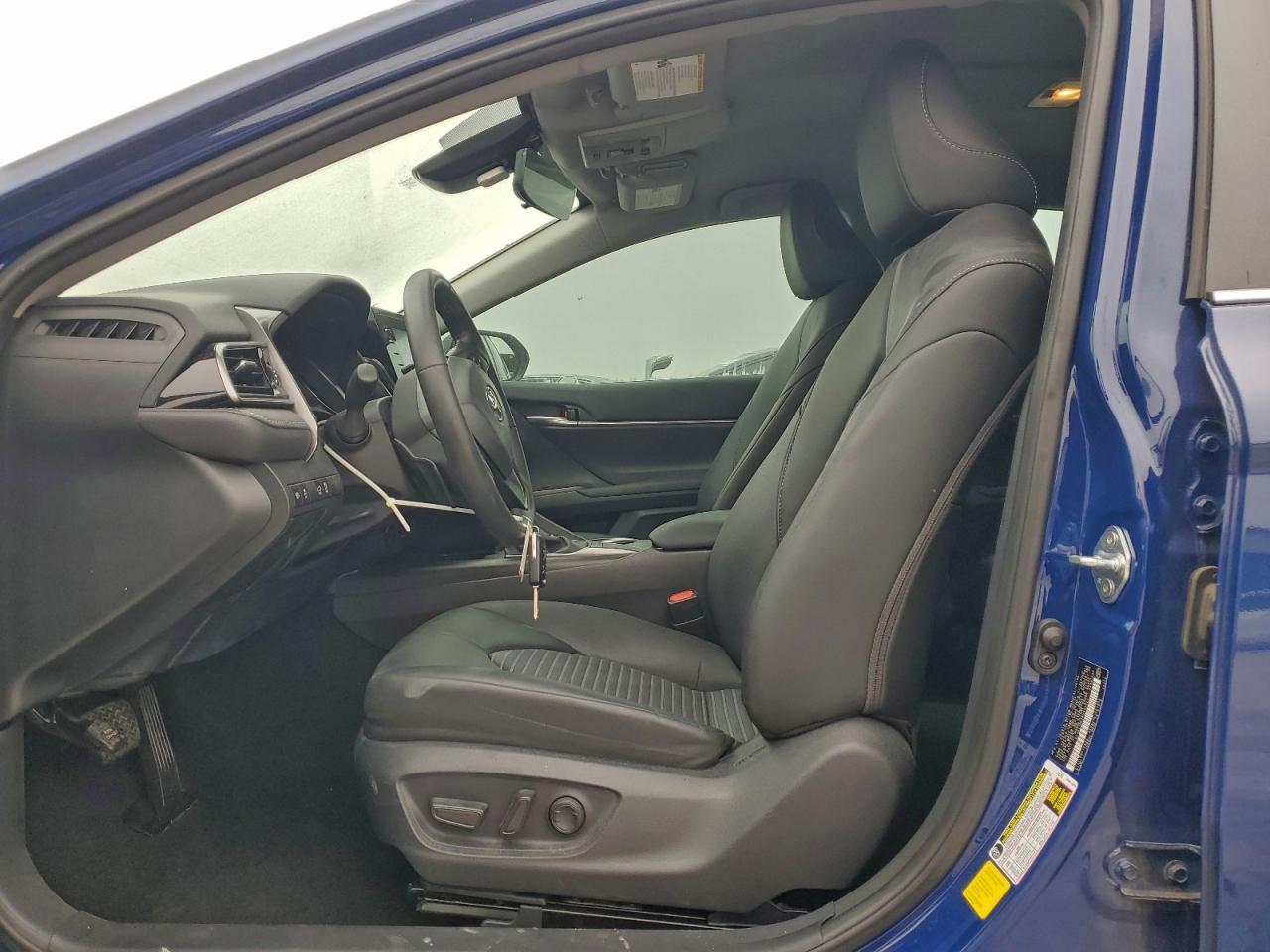 2024 Toyota Camry Se - zdjęcie 7