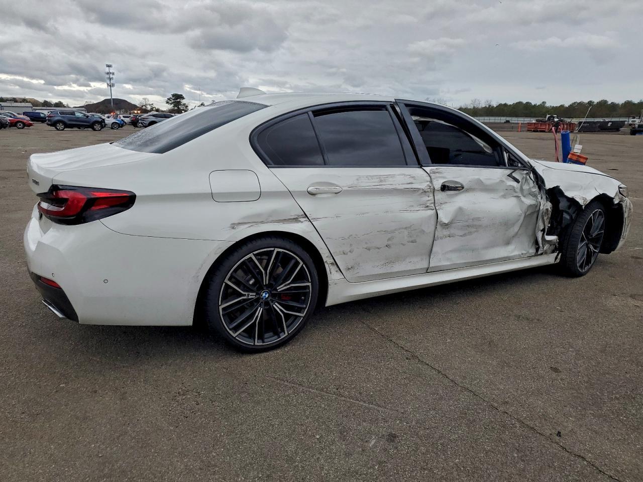 BMW Seria 5 - zdjęcie 3