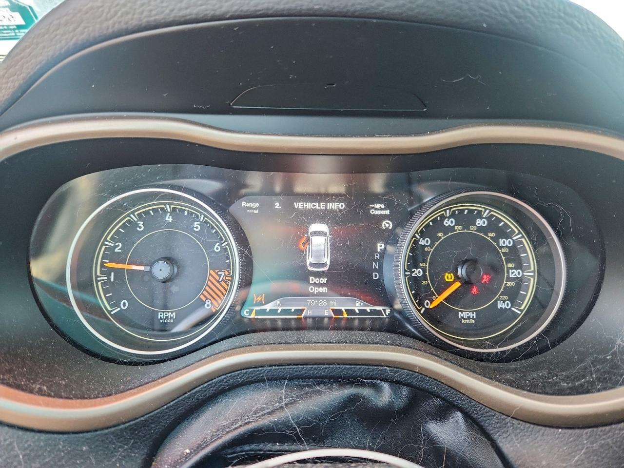 2015 Jeep Cherokee Limited - zdjęcie 17