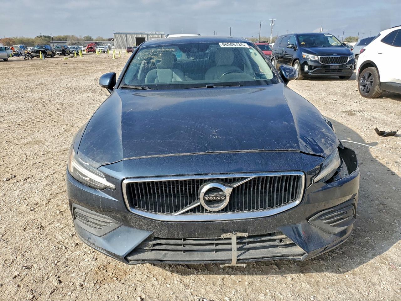 2020 Volvo S60 T5 Momentum - zdjęcie 5