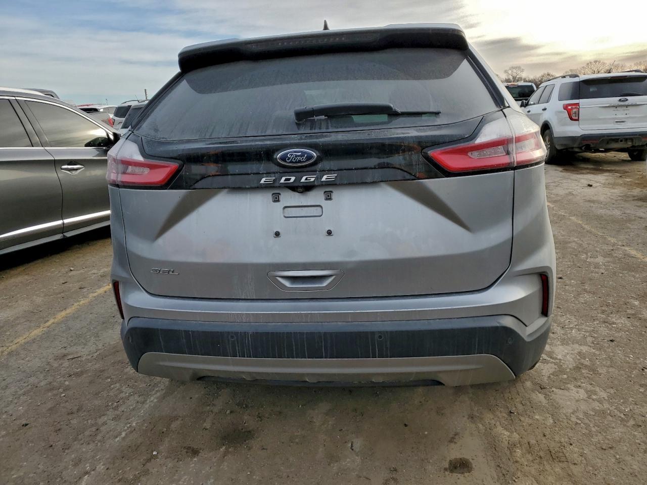 2021 Ford Edge Sel - zdjęcie 6