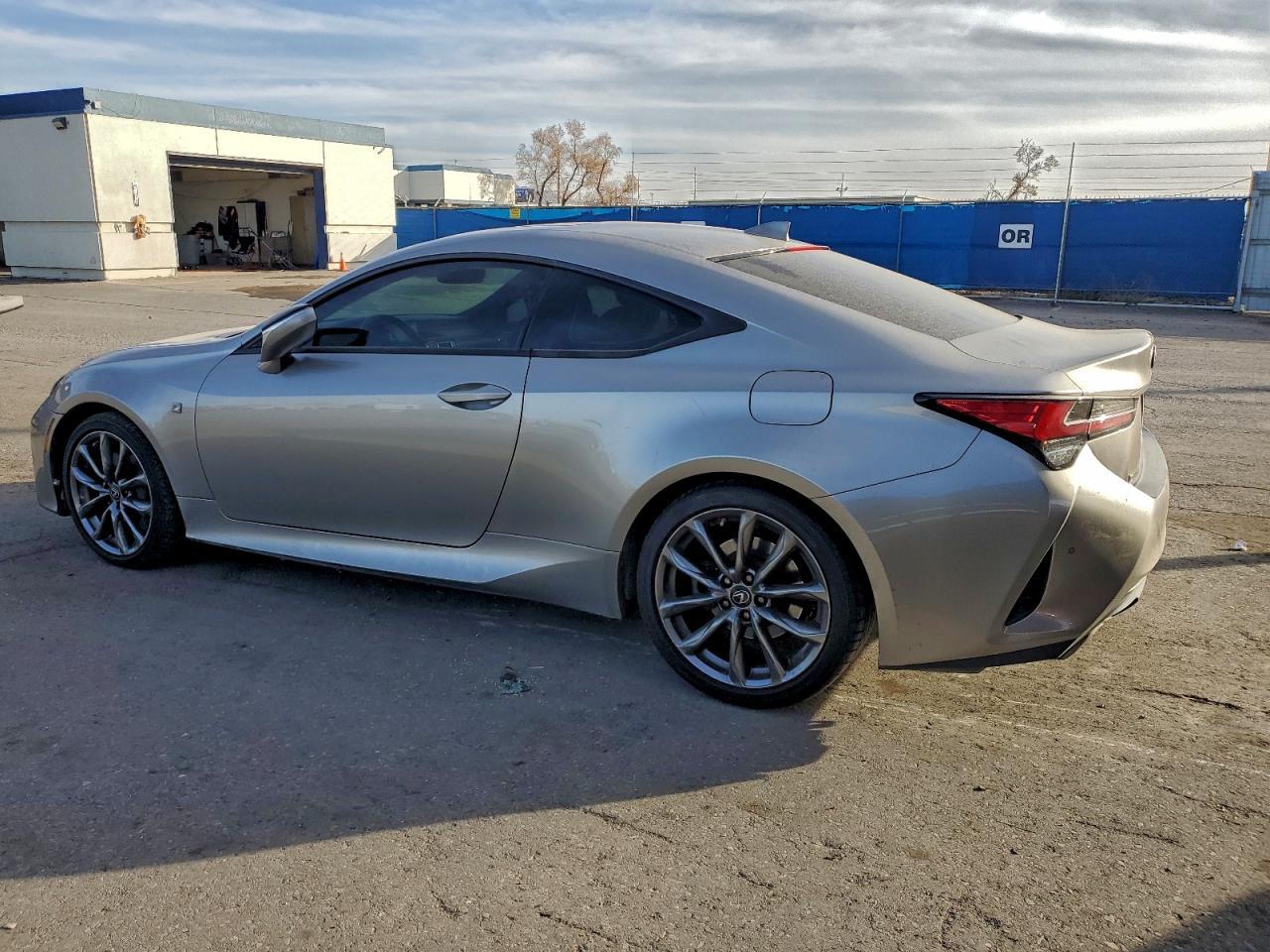 2019 Lexus Rc 350 - zdjęcie 2