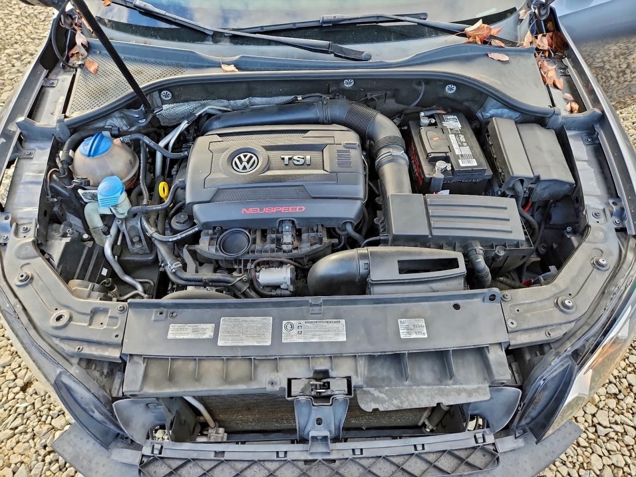 2014 Volkswagen Passat S - zdjęcie 11