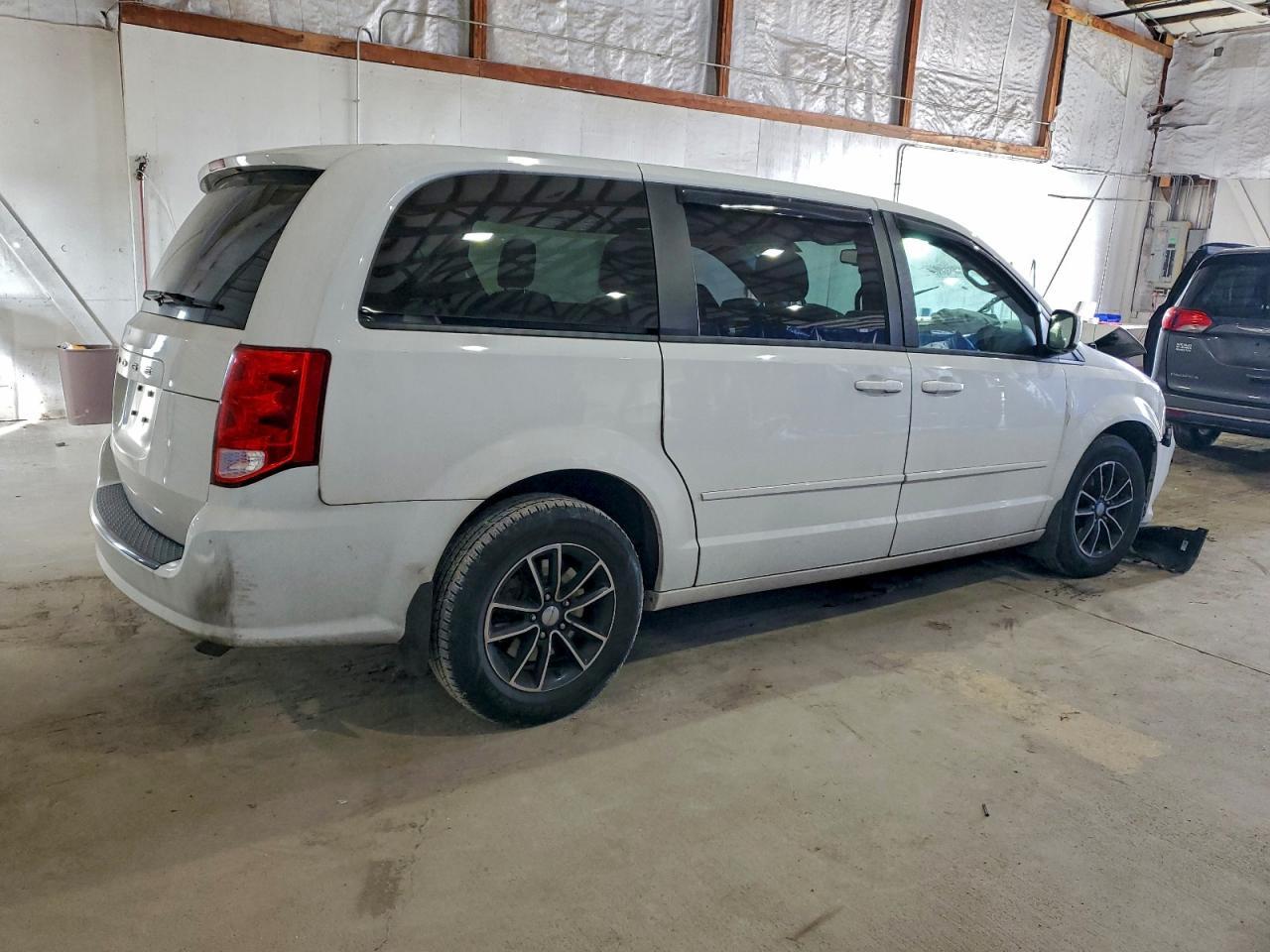 2017 Dodge Grand Caravan Se - zdjęcie 3