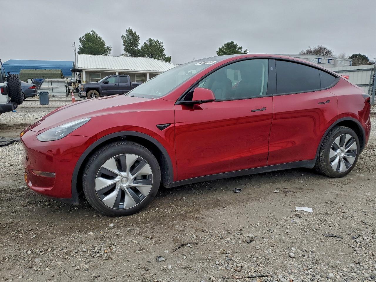 2024 Tesla Model Y - zdjęcie główne