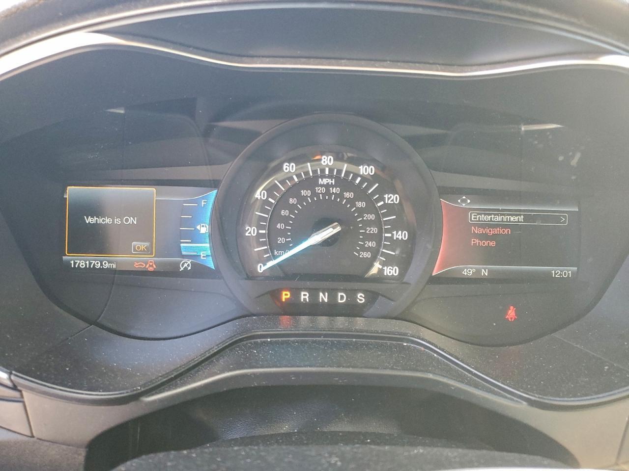 2019 Ford Fusion Titanium - zdjęcie 9