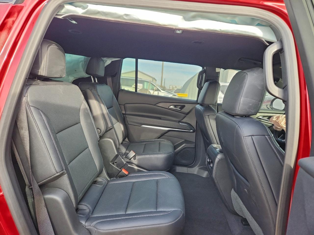 2025 Chevrolet Traverse Lt - zdjęcie 11