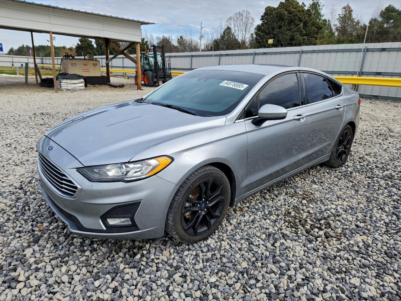 2020 Ford Fusion - zdjęcie główne