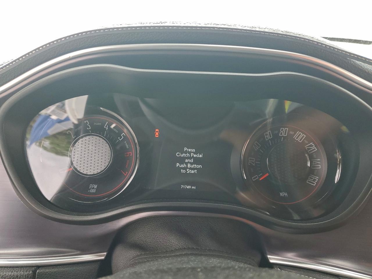 2018 Dodge Challenger R/T - zdjęcie 9