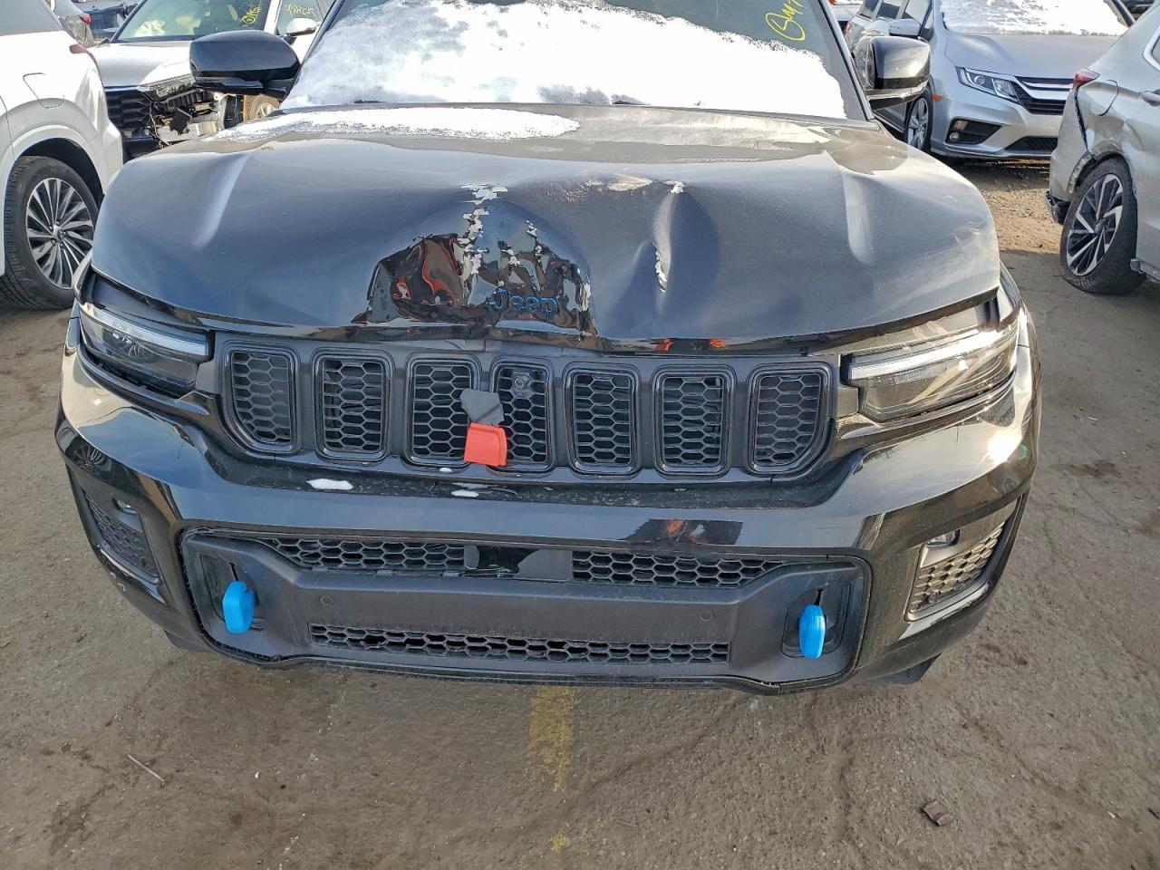 2025 Jeep Grand Cherokee 4Xe - zdjęcie 11