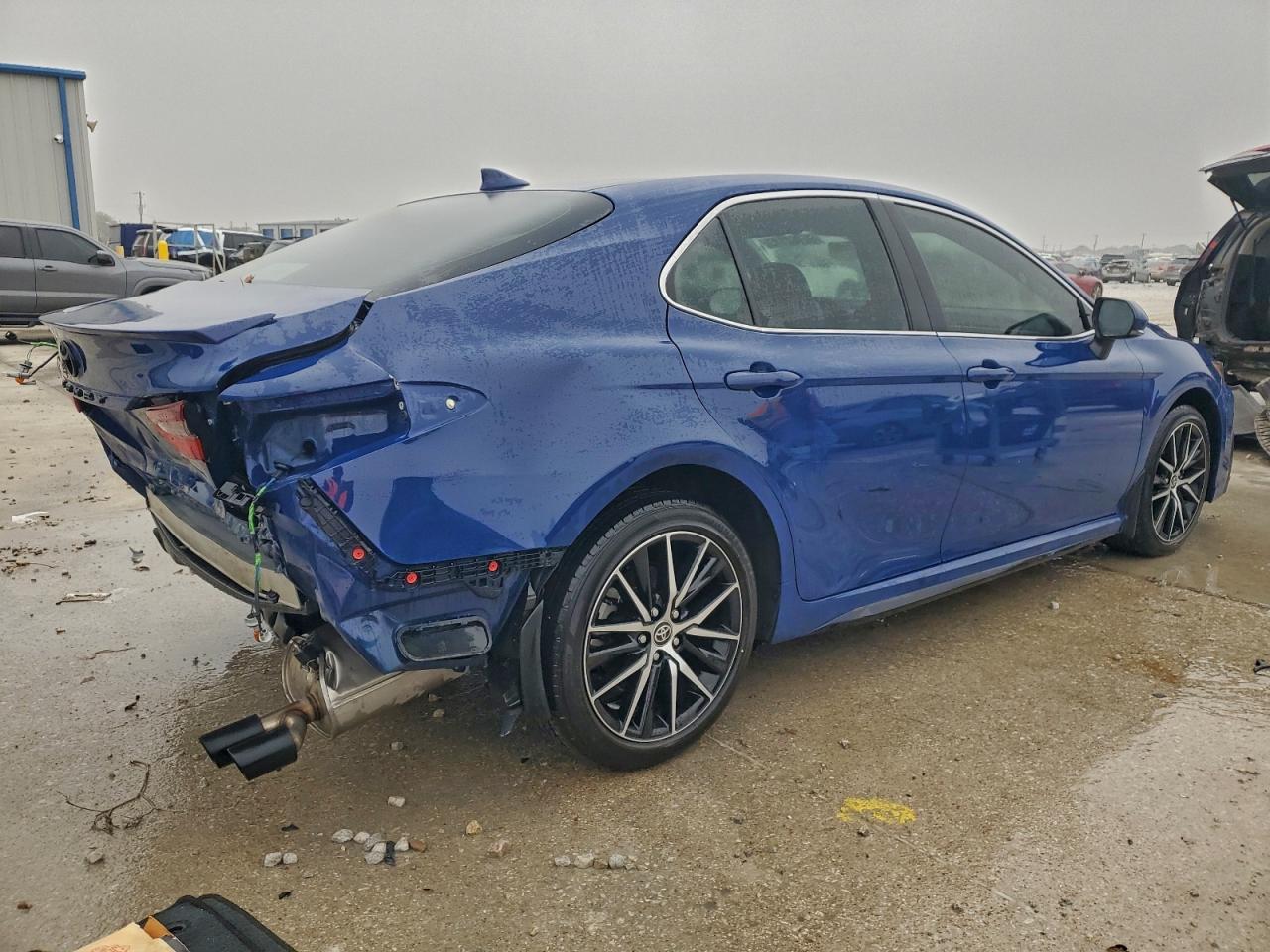 2024 Toyota Camry Se - zdjęcie 3
