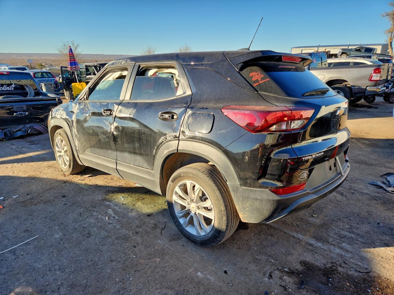 2023 Chevrolet Trailblazer Ls - zdjęcie 2