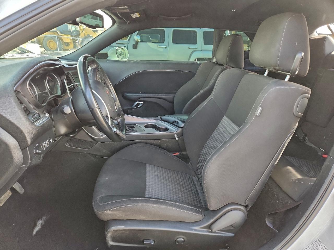 2023 Dodge Challenger Gt - zdjęcie 7