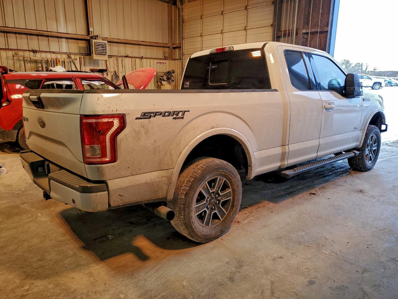 2016 Ford F150 Super Cab - zdjęcie 3