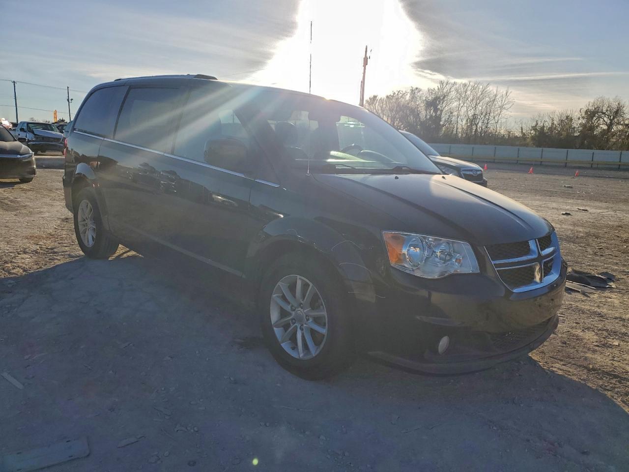 2019 Dodge Grand Caravan Sxt - zdjęcie 4