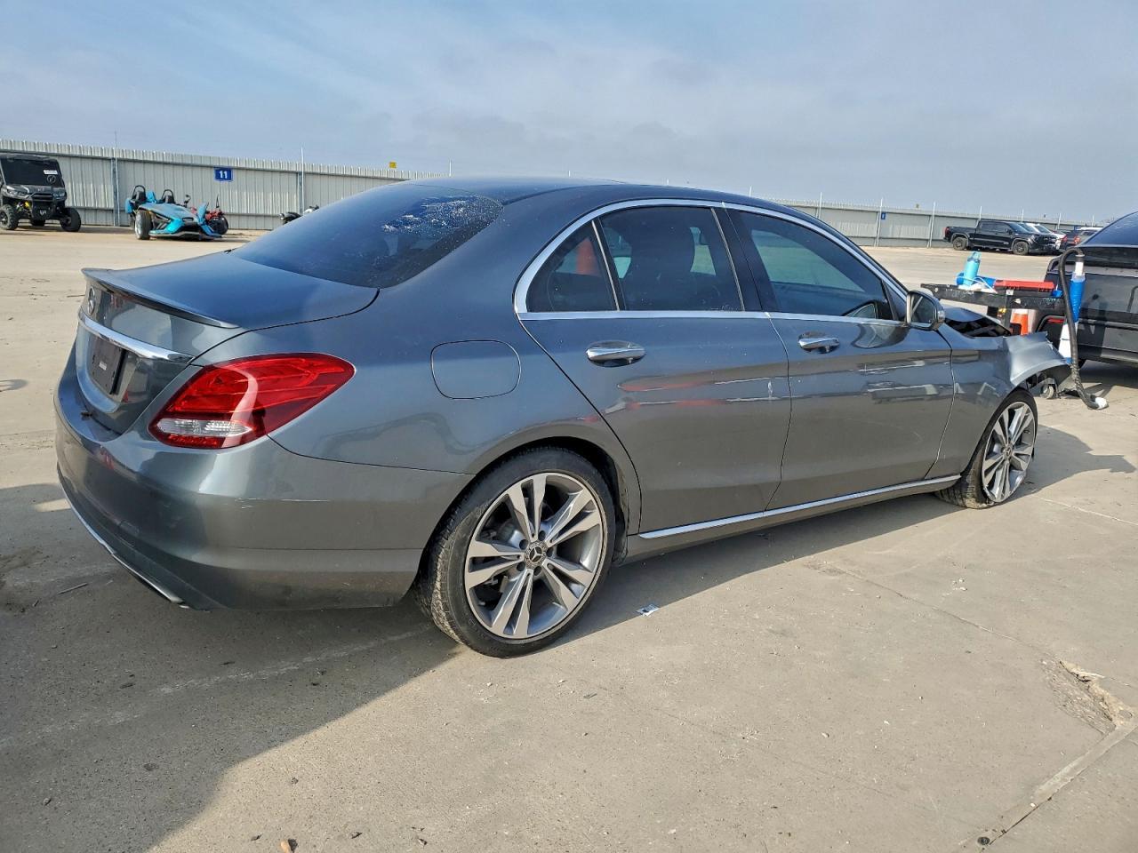 2018 Mercedes-Benz C 300 - zdjęcie 3