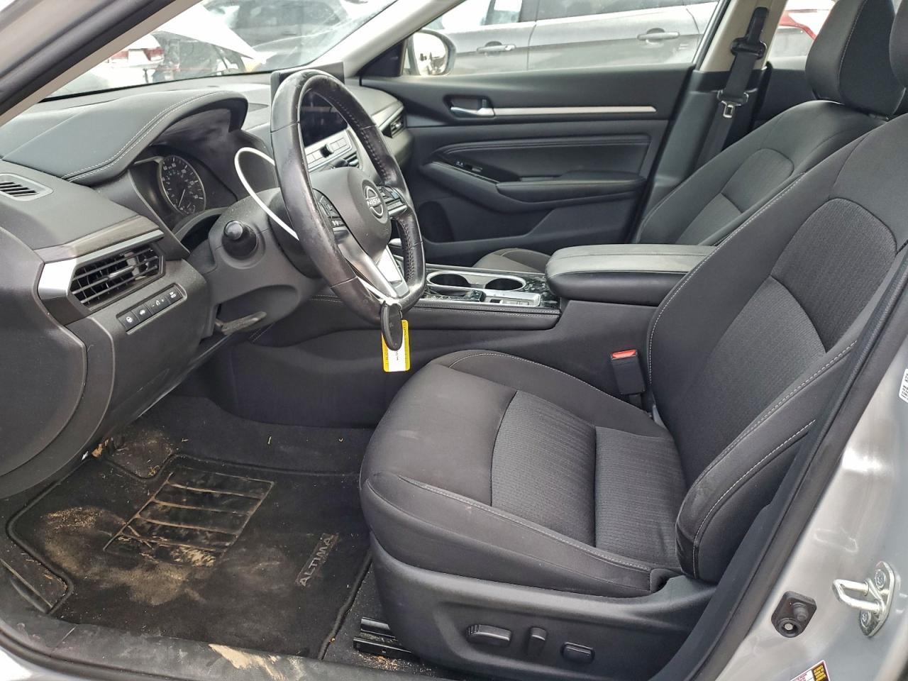 2023 Nissan Altima Sv - zdjęcie 7