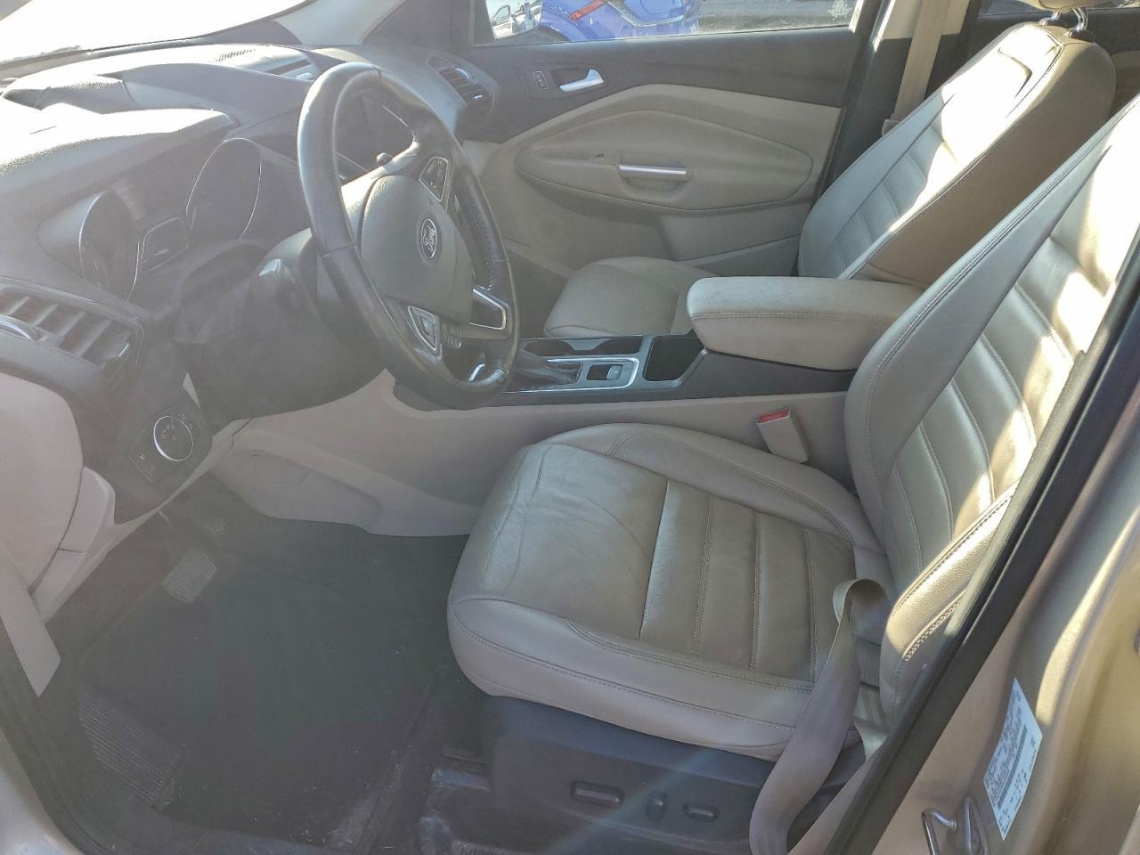 2017 Ford Escape Titanium - zdjęcie 7