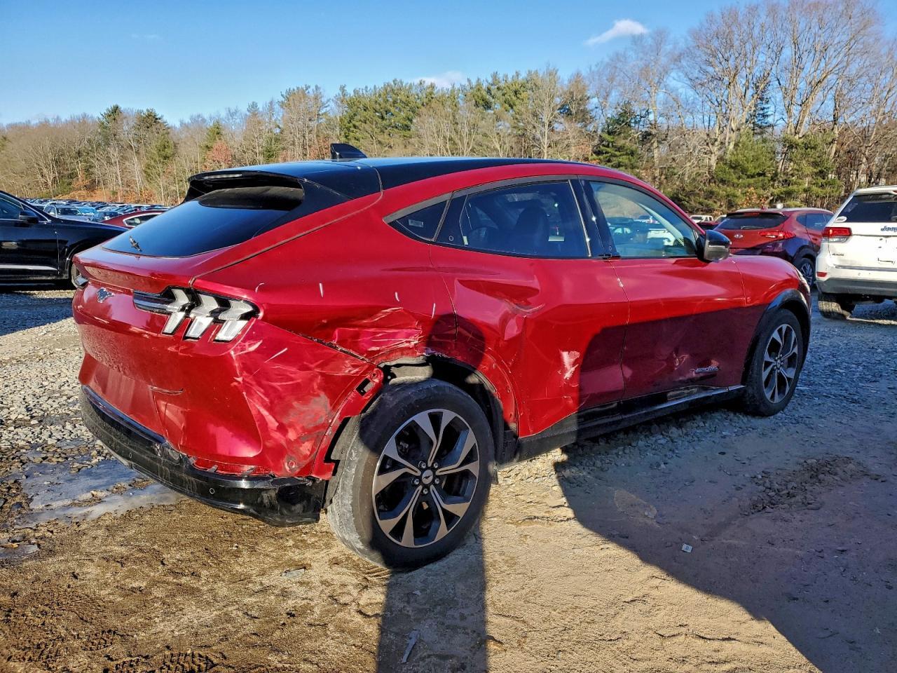 2023 Ford Mustang Mach-E Premium - zdjęcie 3