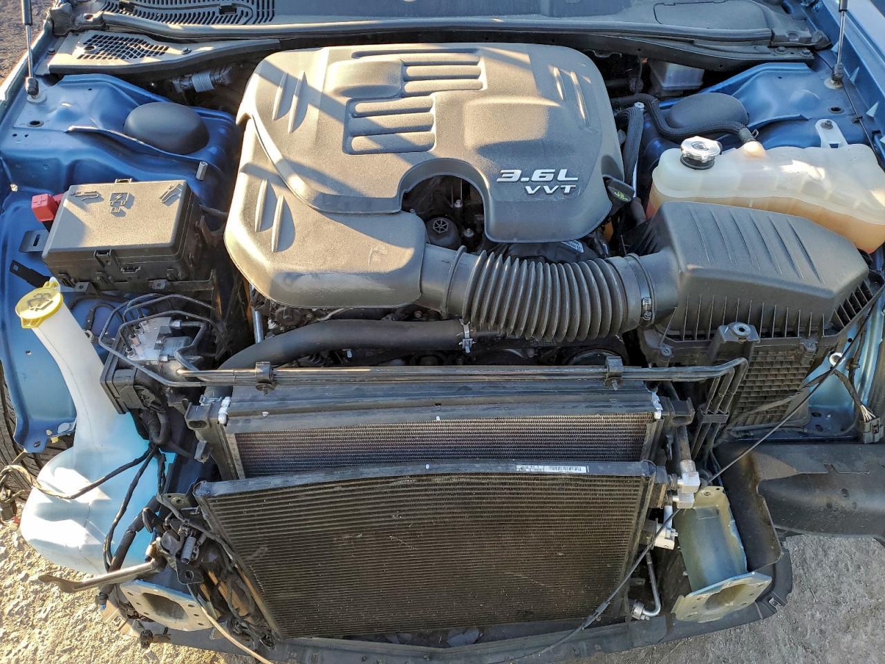 2022 Dodge Challenger Sxt - zdjęcie 11