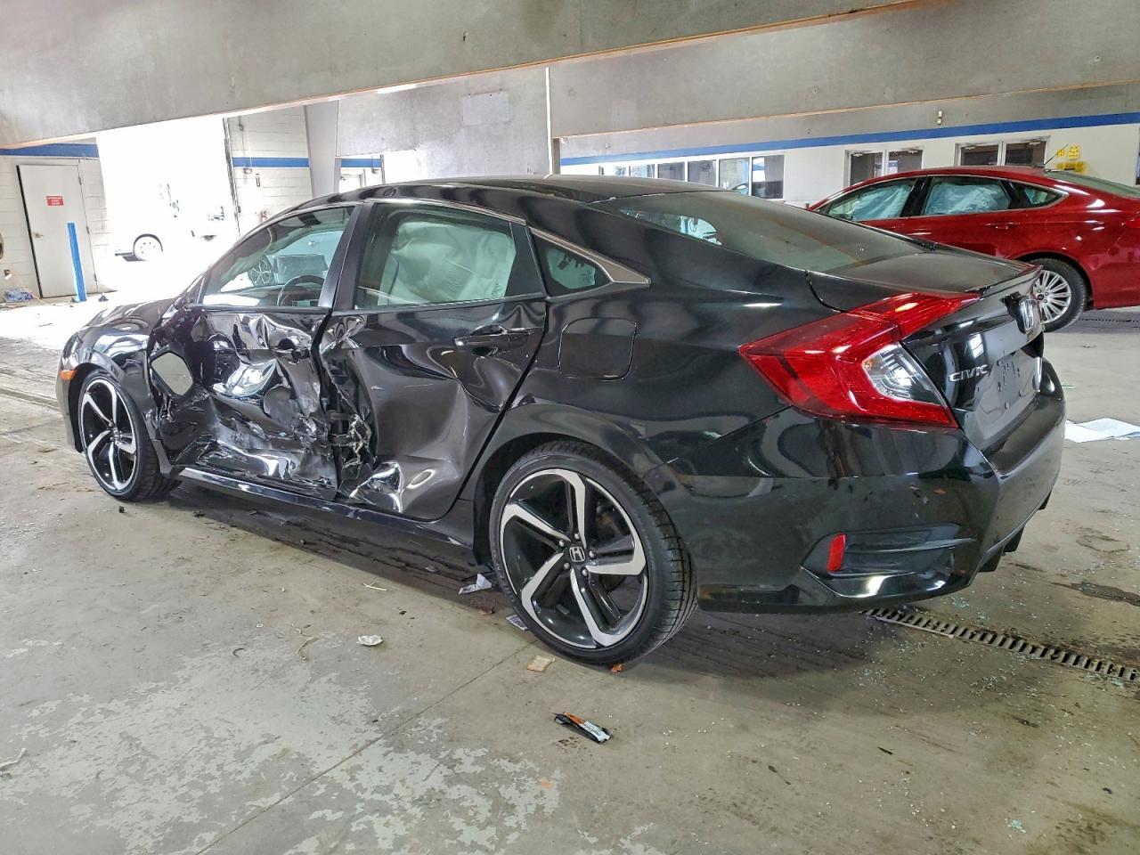 2019 Honda Civic Sport - zdjęcie 2