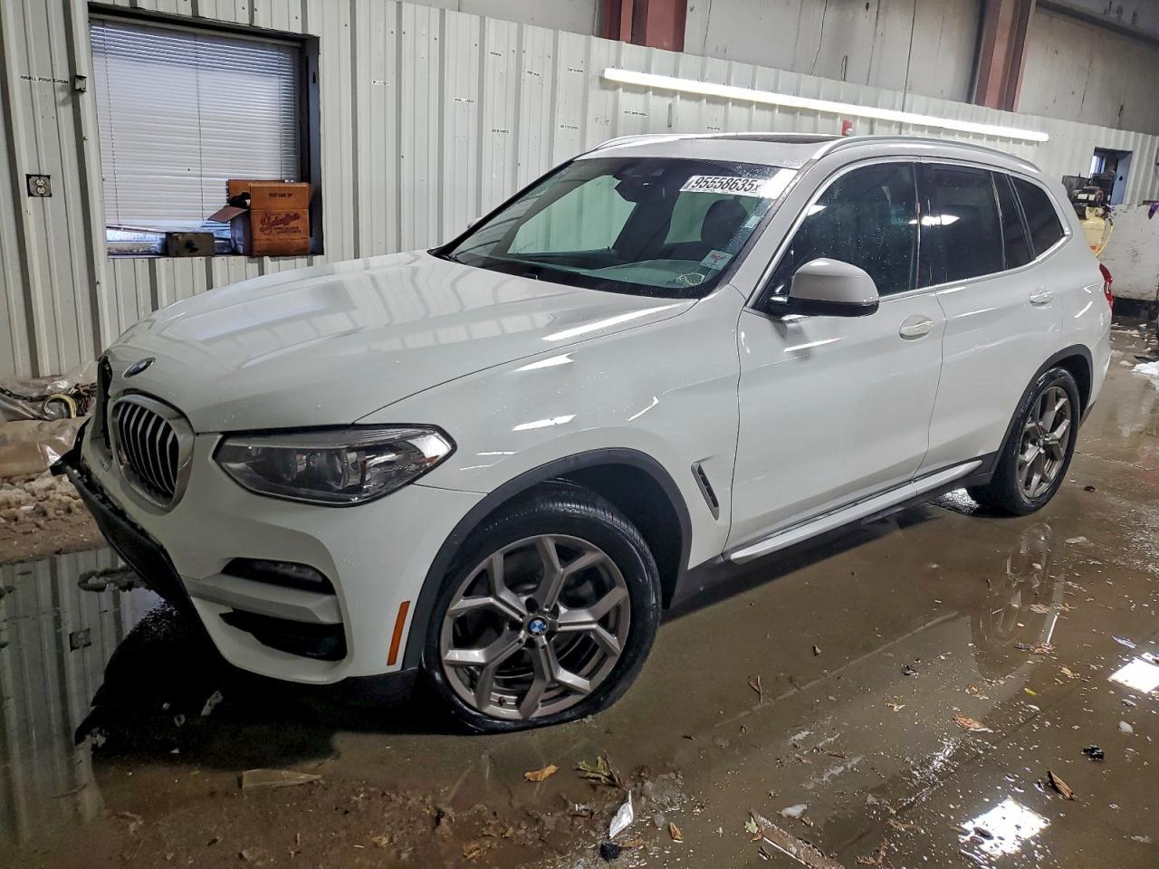 2021 BMW X3 xDrive30I - zdjęcie główne
