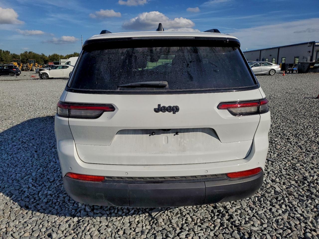 2025 Jeep Grand Cherokee L Laredo - zdjęcie 6