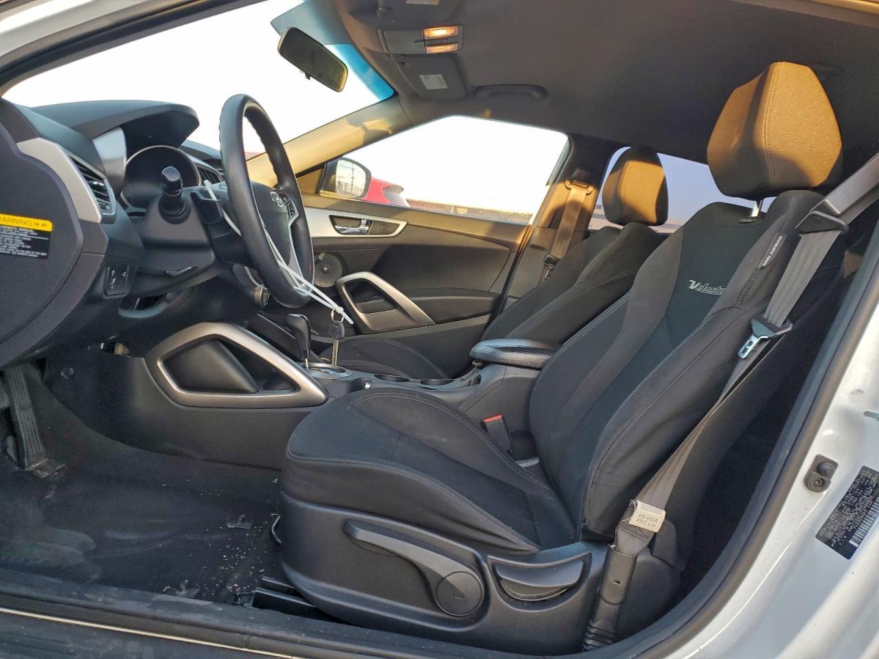 2015 Hyundai Veloster - zdjęcie 7