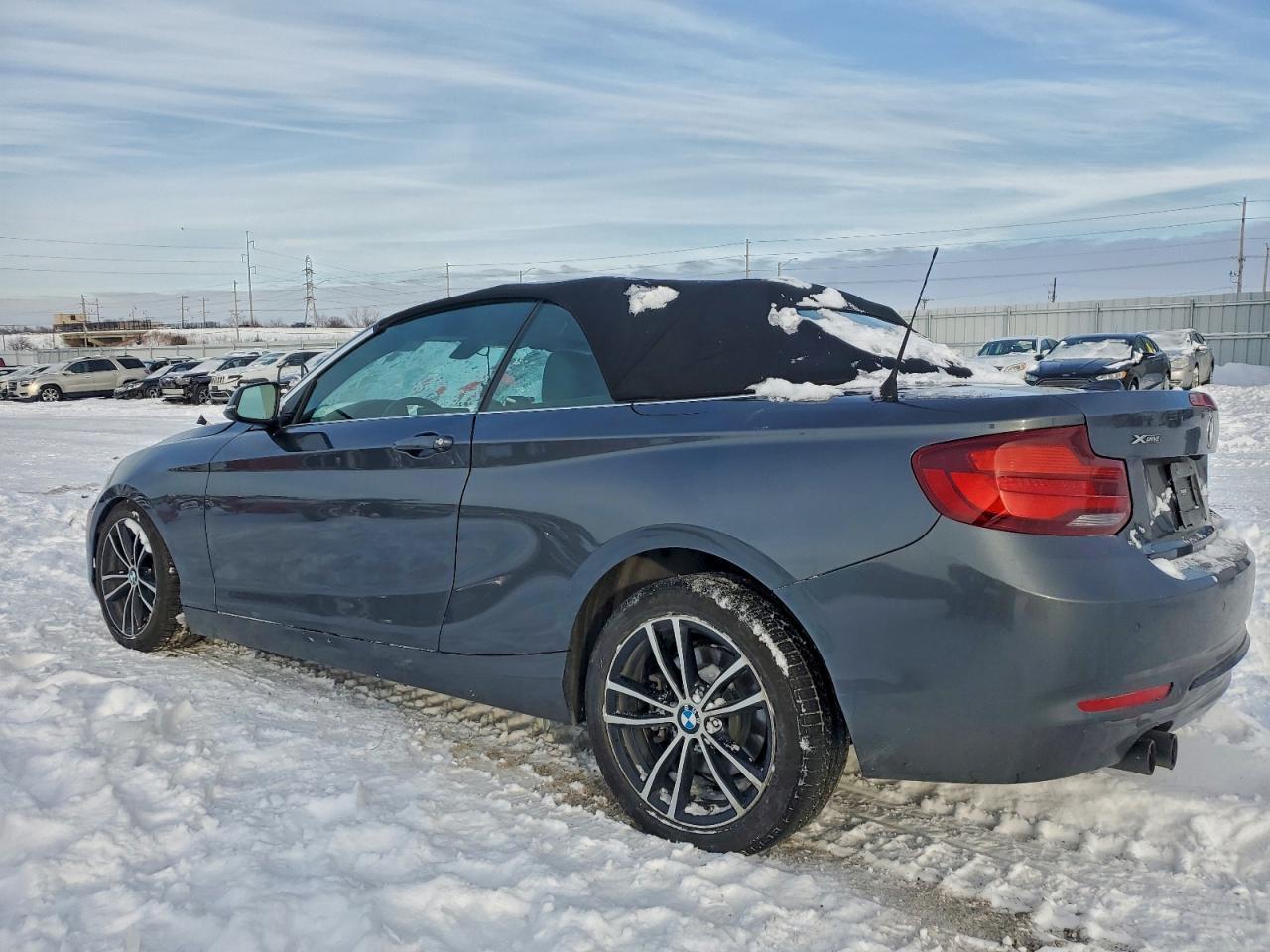 2020 BMW 230Xi - zdjęcie 2