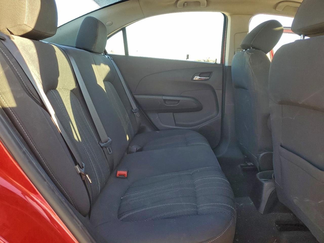 2017 Chevrolet Sonic Lt - zdjęcie 10