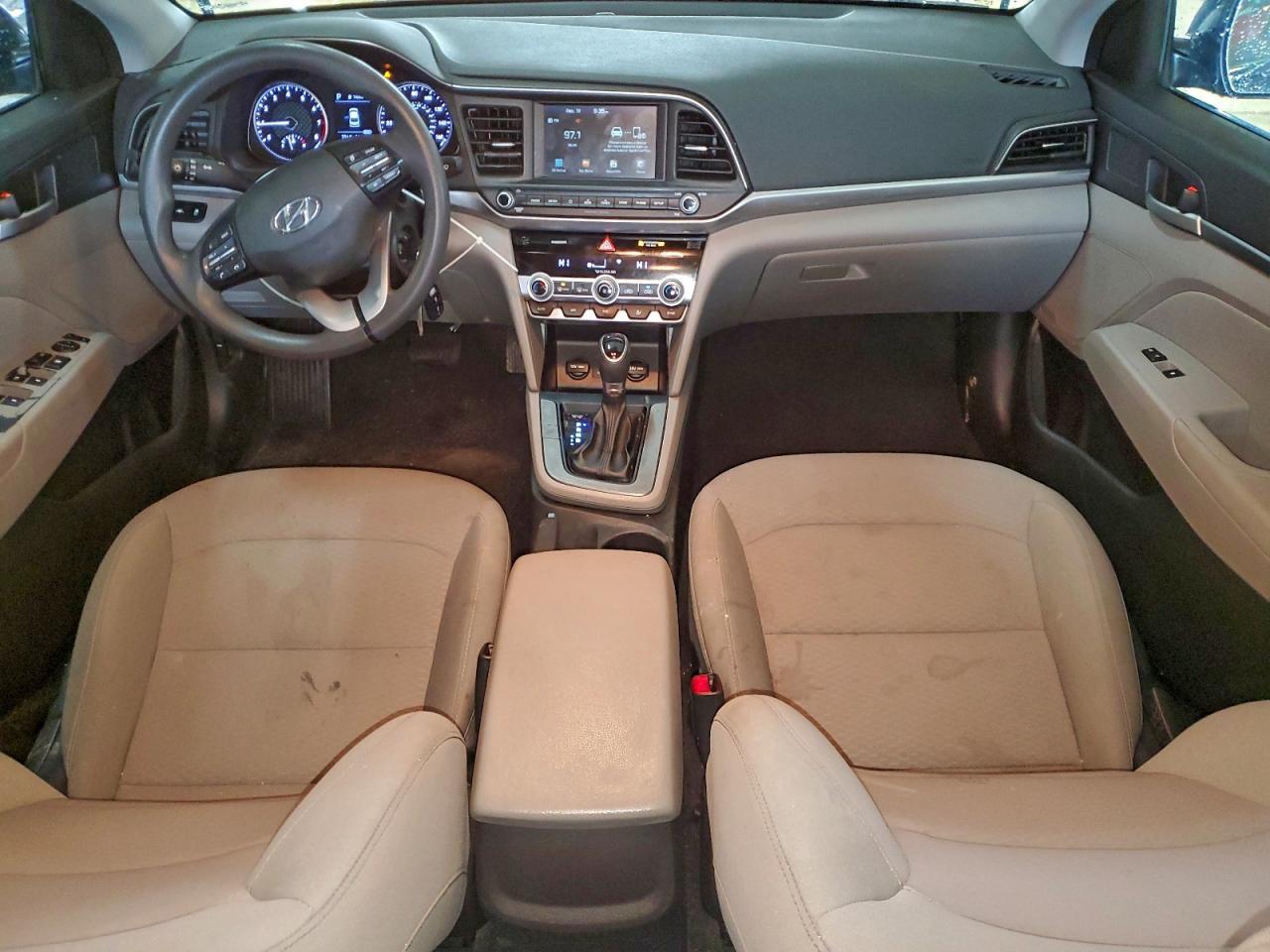 2020 Hyundai Elantra Sel - zdjęcie 8