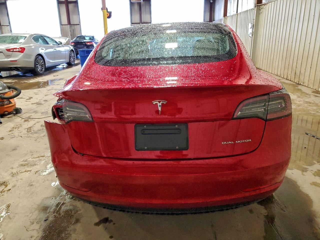 2021 Tesla Model 3 - zdjęcie 6