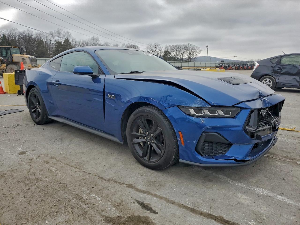 2024 Ford Mustang Gt - zdjęcie 4