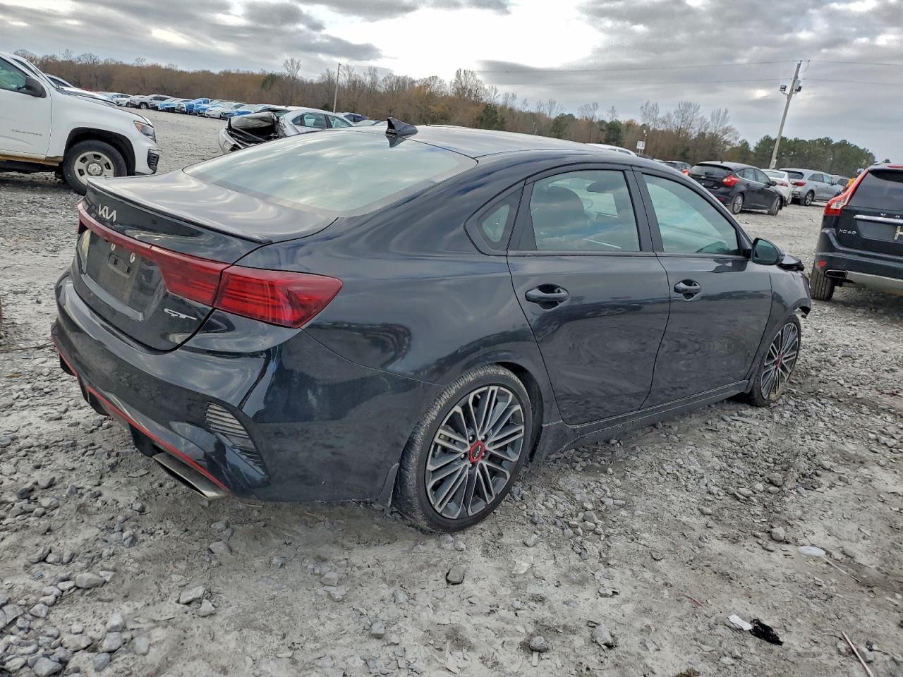 2024 Kia Forte Gt - zdjęcie 3