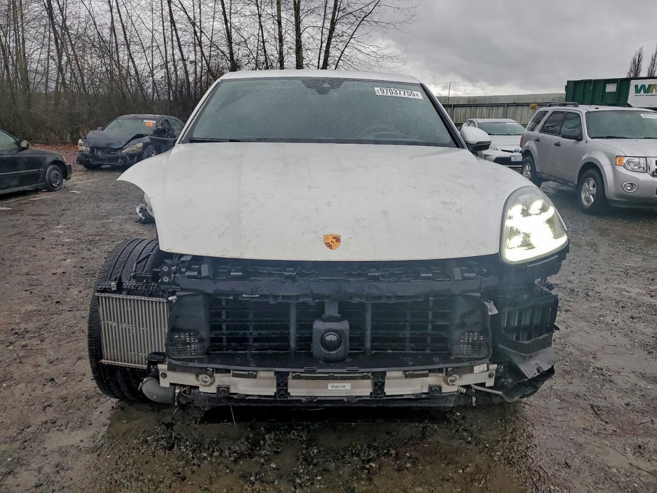 2021 Porsche Cayenne - zdjęcie 5