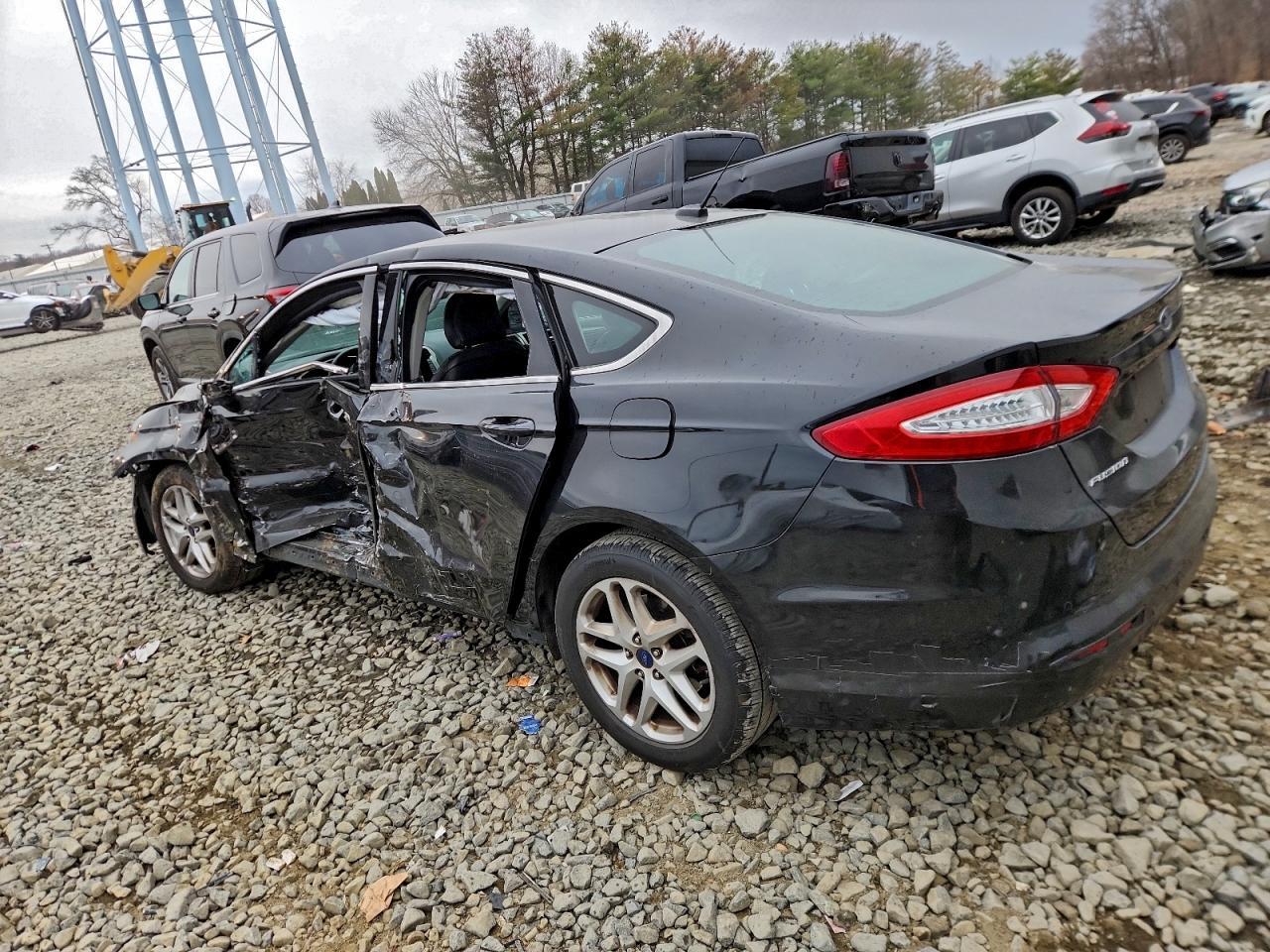2015 Ford Fusion Se - zdjęcie 2