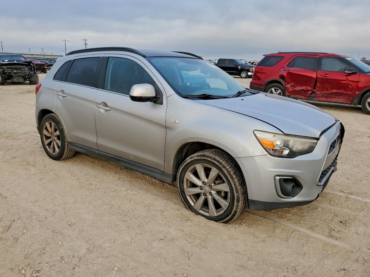 2013 Mitsubishi Outlander Sport Se - zdjęcie 4