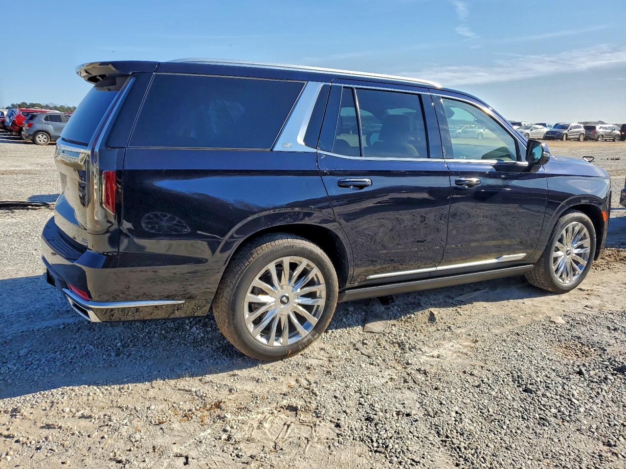 2022 Cadillac Escalade Premium Luxury - zdjęcie 3