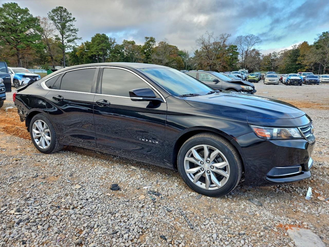 2017 Chevrolet Impala Lt - zdjęcie 4