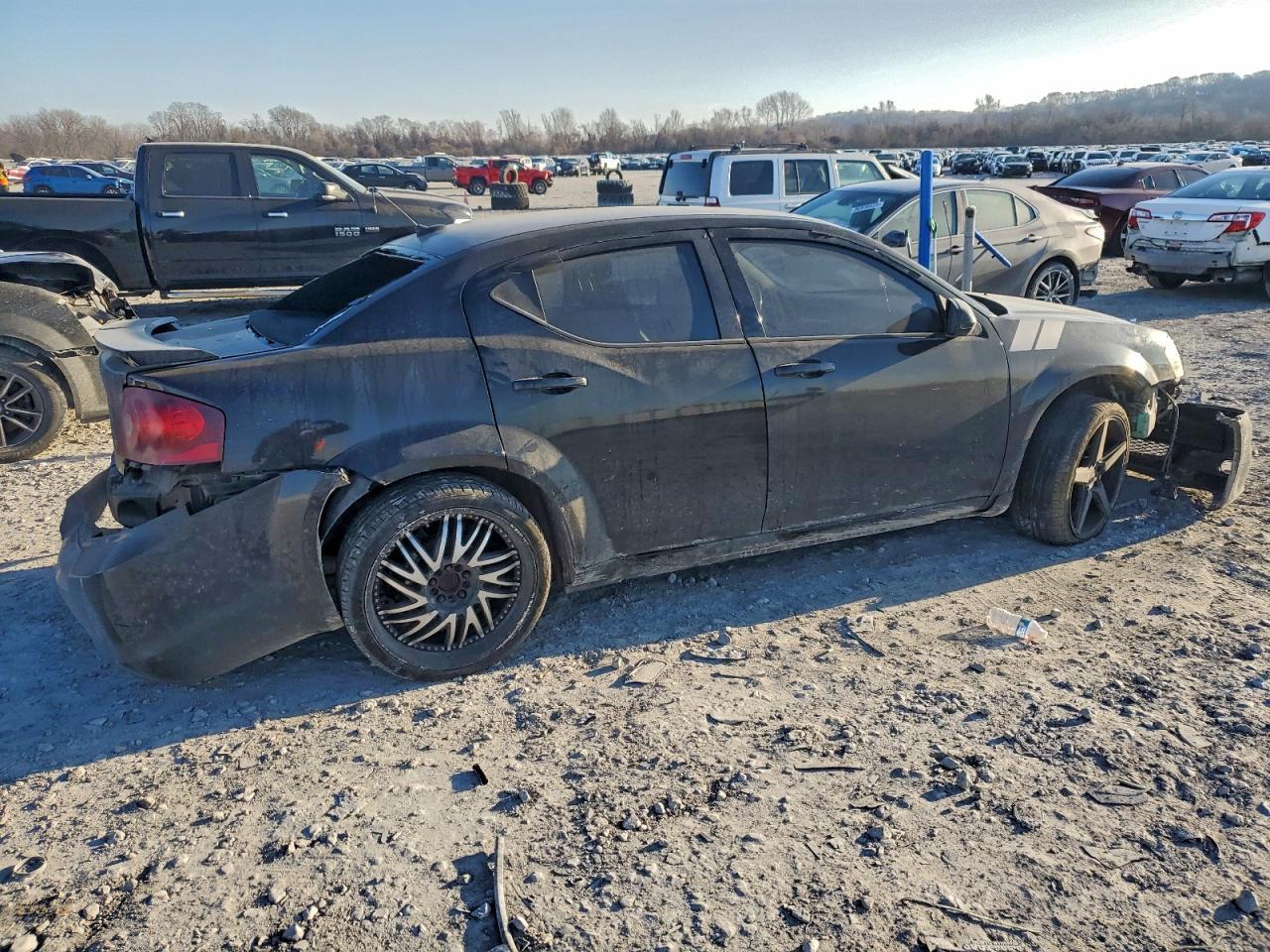 2013 Dodge Avenger - zdjęcie 3
