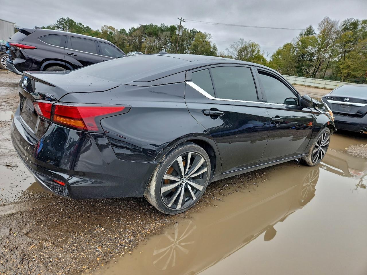 2022 Nissan Altima Sr - zdjęcie 3