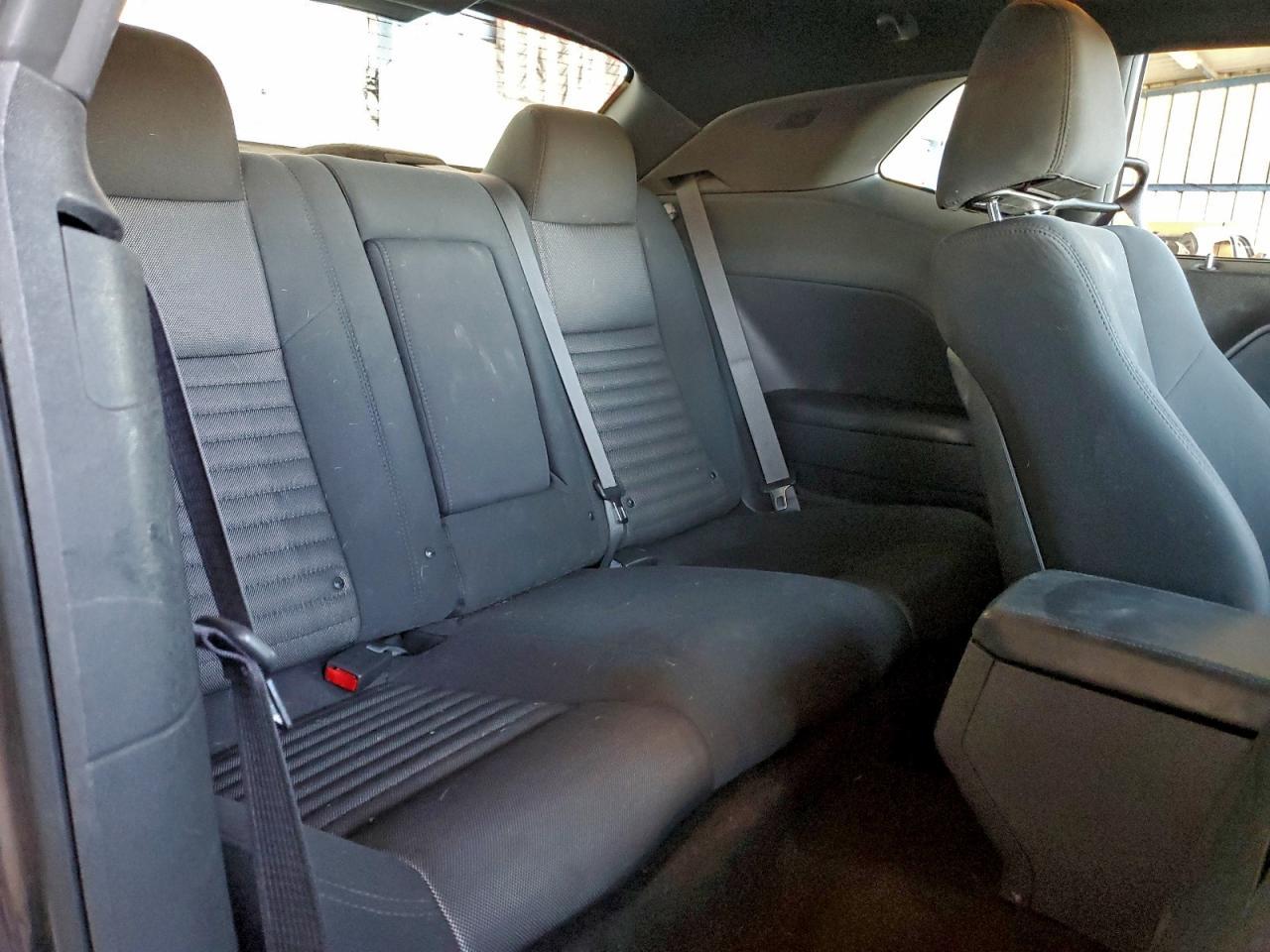 2014 Dodge Challenger Sxt - zdjęcie 10