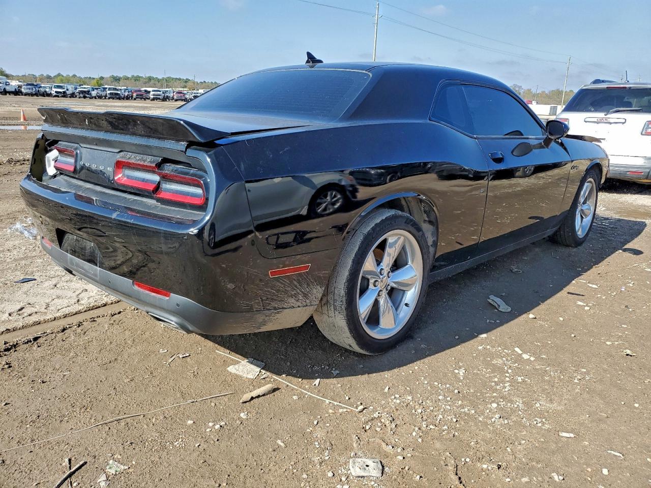 2016 Dodge Challenger Sxt - zdjęcie 3