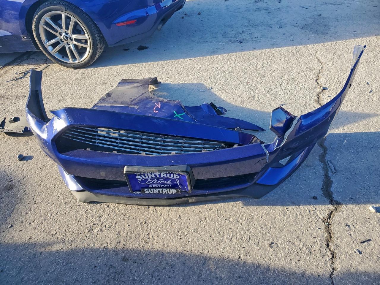 2016 Ford Mustang - zdjęcie 12