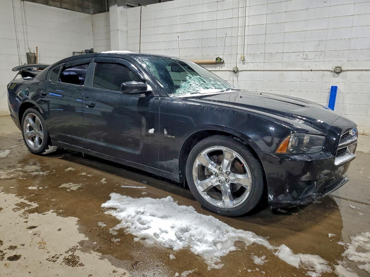 2013 Dodge Charger - zdjęcie 4